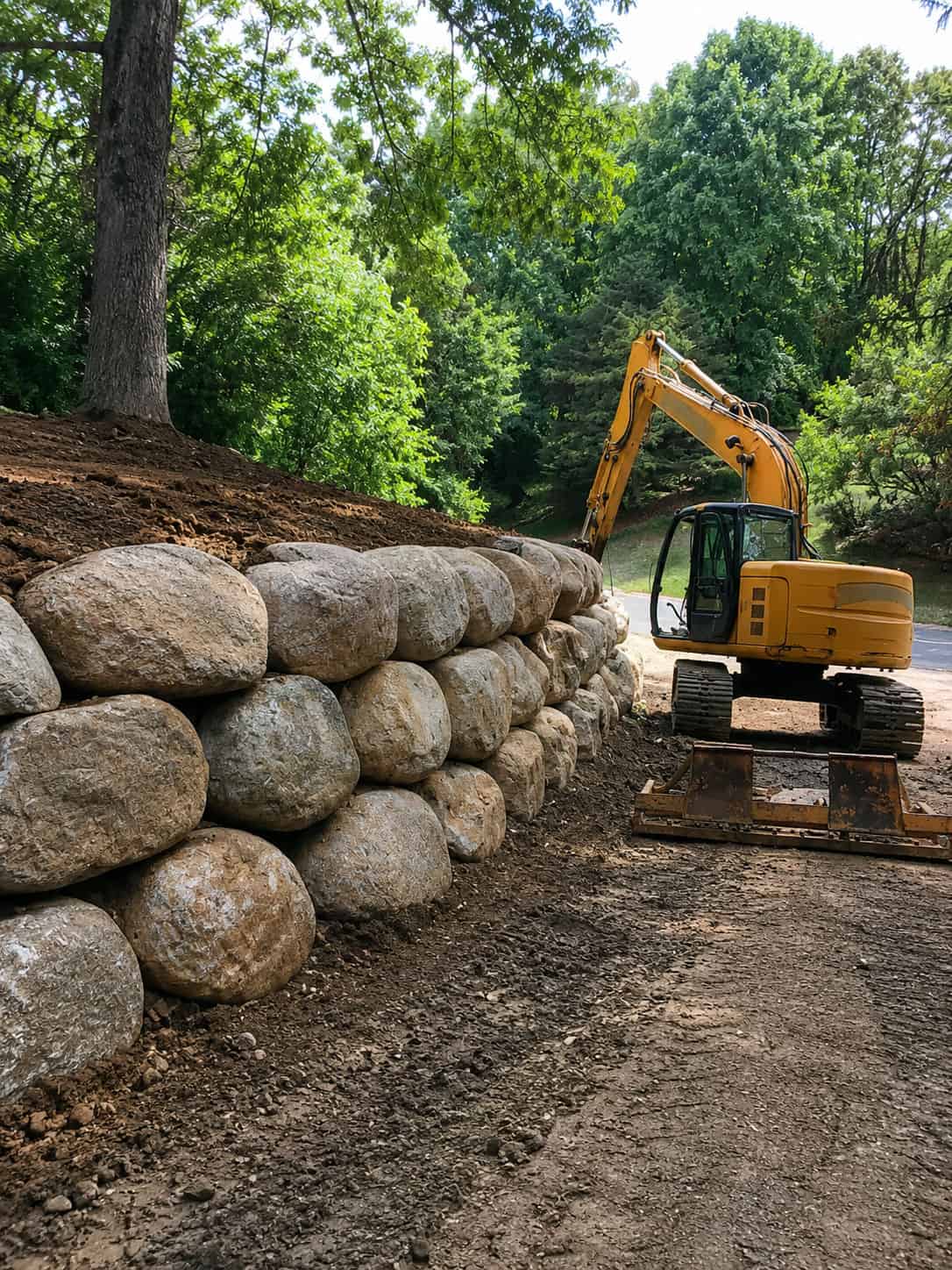 Boulder Retaining Walls image